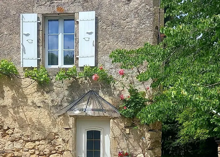 Familial 10 Places Castelnau-de-Brassac